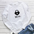 Round neck long sleeved sweatshirt